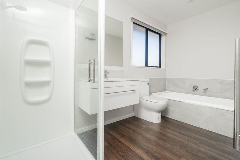Photo of property in 2/6 Stacey Place, Woolston, Christchurch, 8062