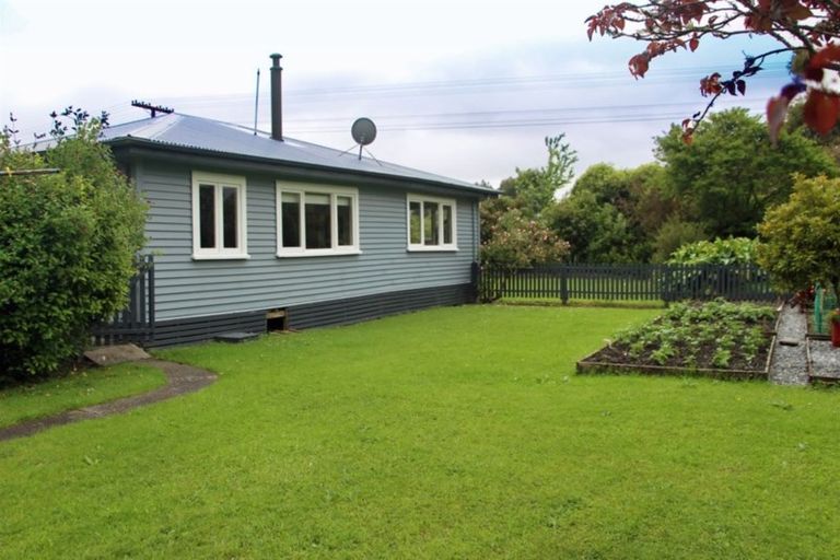 Photo of property in 418 Main Road, Kaiata, Greymouth, 7805