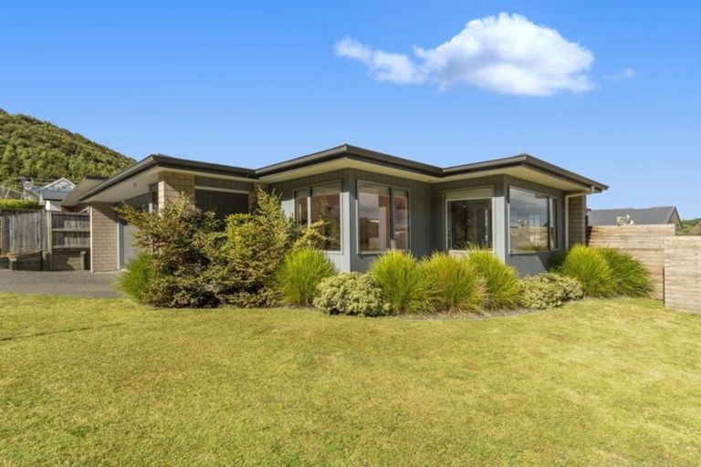 Photo of property in 6 Kakemai Rise, Pyes Pa, Tauranga, 3112