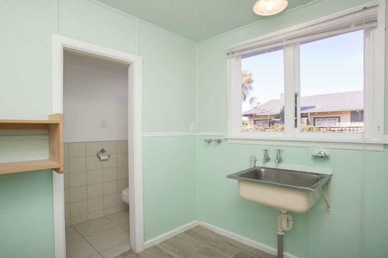 Photo of property in 103 Bassett Street, Burwood, Christchurch, 8083