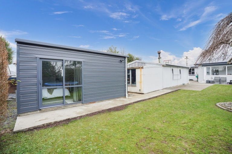 Photo of property in 52 Cargill Street, Waikiwi, Invercargill, 9810