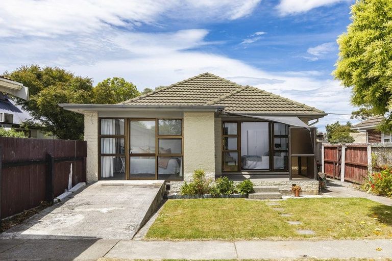 Photo of property in 25 Farrington Avenue, Bishopdale, Christchurch, 8053