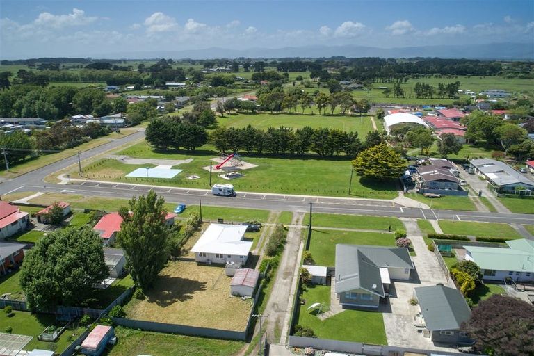 Photo of property in 43 Futter Street, Foxton, 4814