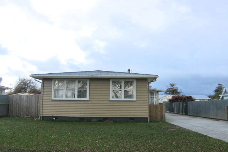 Photo of property in 174 Tremaine Avenue, Westbrook, Palmerston North, 4412