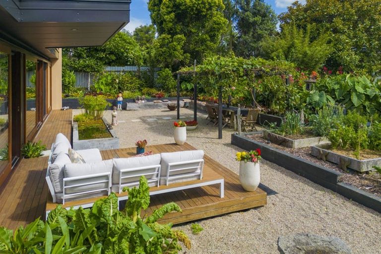 Photo of property in 40 Victoria Street, Coromandel, 3506