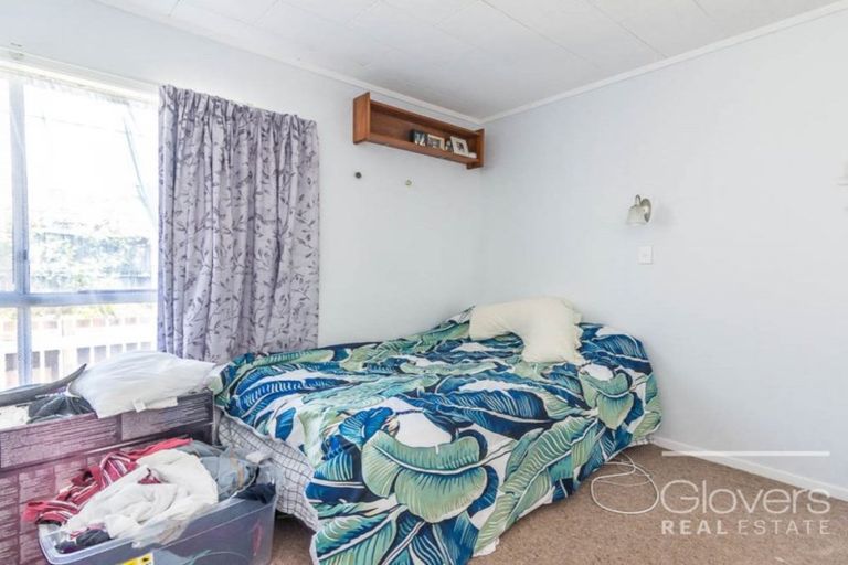 Photo of property in 5/109a Te Atatu Road, Te Atatu South, Auckland, 0610