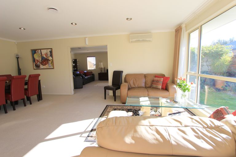 Photo of property in 20 Magnolia Drive, Springlands, Blenheim, 7201