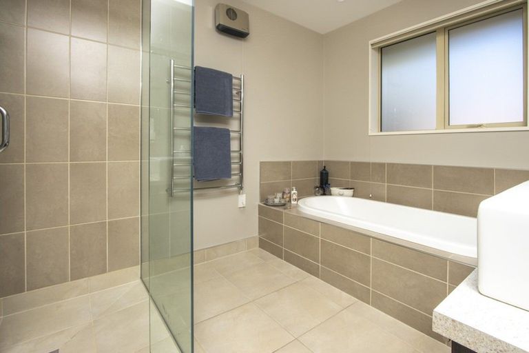 Photo of property in 1 Aratia Way, Richmond, 7020