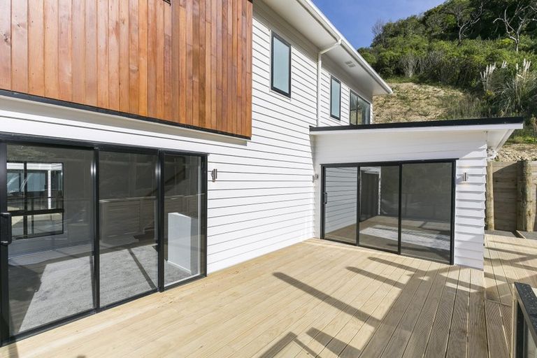Photo of property in 48 Rangiora Avenue, Kaiwharawhara, Wellington, 6035