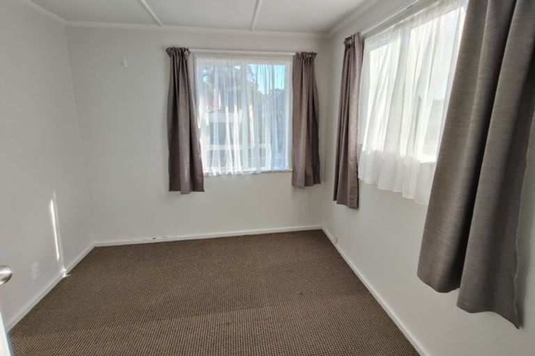 Photo of property in 5 List Street, Welbourn, New Plymouth, 4310
