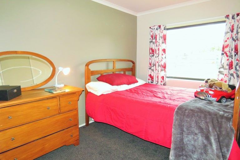 Photo of property in 178 The Avenue, Levin, 5510