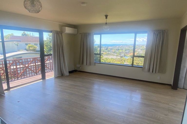 Photo of property in 2/108 Arran Road, Browns Bay, Auckland, 0630