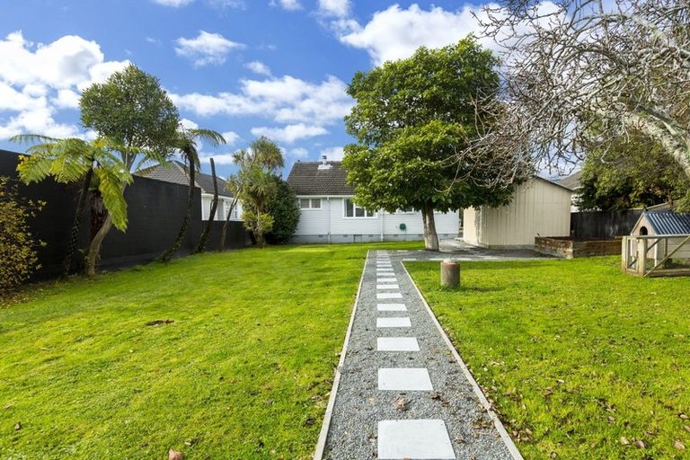 Photo of property in 34 Fraser Crescent, Elderslea, Upper Hutt, 5018