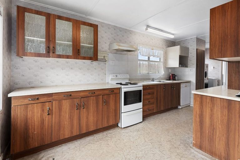 Photo of property in 16 Ripiro Drive, Baylys Beach, Dargaville, 0377