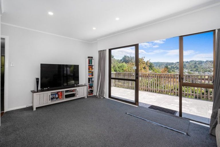 Photo of property in 32 John Street, Stokes Valley, Lower Hutt, 5019