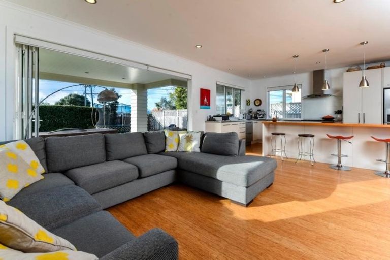 Photo of property in 15 Bayswater Avenue, Bayswater, Auckland, 0622