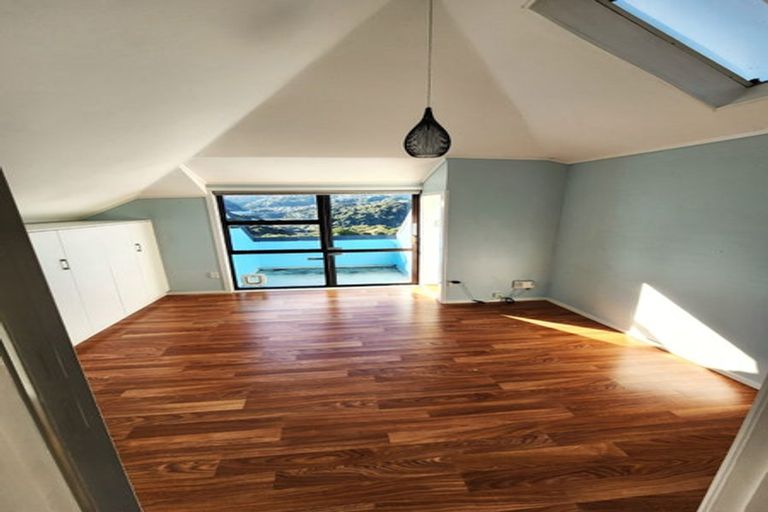 Photo of property in 167 Wadestown Road, Wadestown, Wellington, 6012