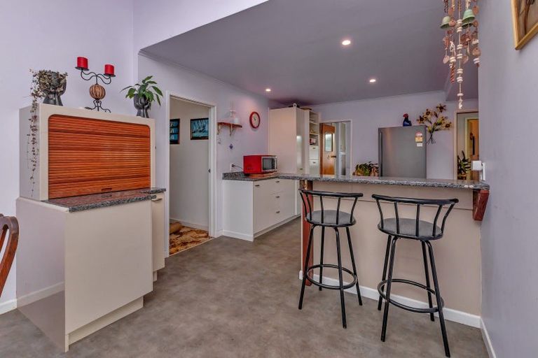 Photo of property in 16 Deveron Street, Regent, Whangarei, 0112