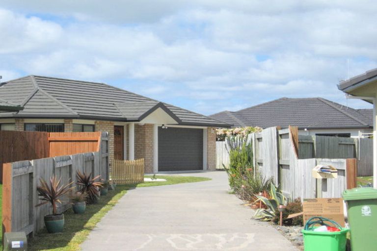 Photo of property in 17 Andalusian Place, Papamoa Beach, Papamoa, 3118