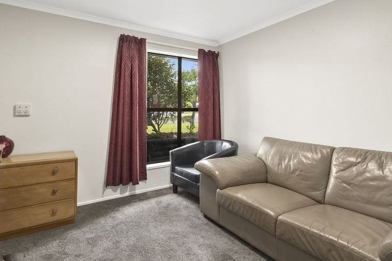 Photo of property in 13 Hogan Place, Fairfield, Dunedin, 9018