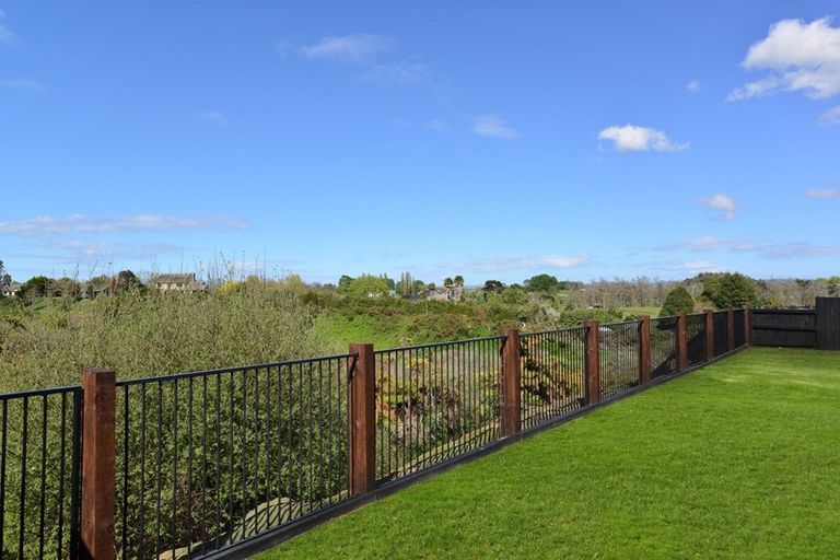 Photo of property in 66 Helen June Avenue, Flagstaff, Hamilton, 3210