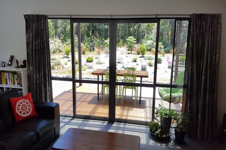 Photo of property in 6 Hurren Place West, Kumara Junction, Hokitika, 7882