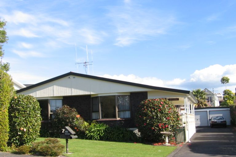 Photo of property in 16 Takapu Street, Matua, Tauranga, 3110