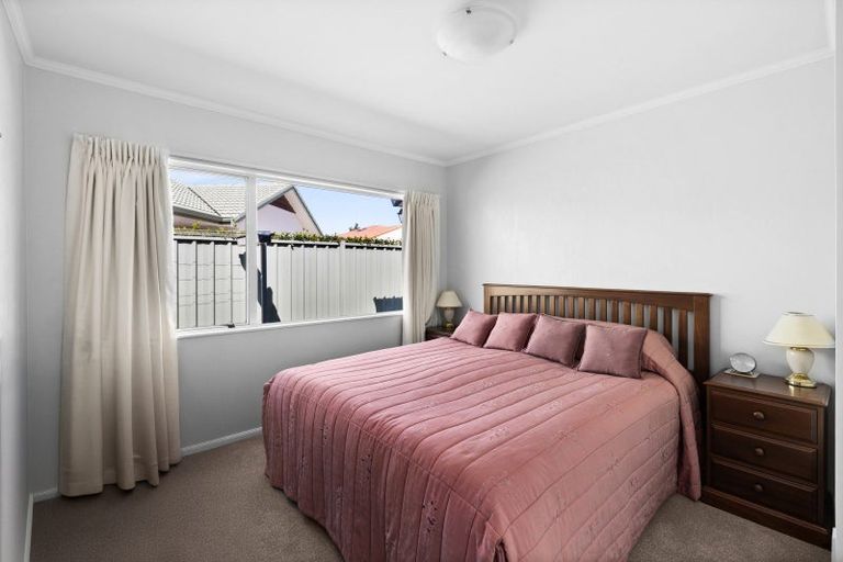 Photo of property in 3 Dules Walk, Taradale, Napier, 4112