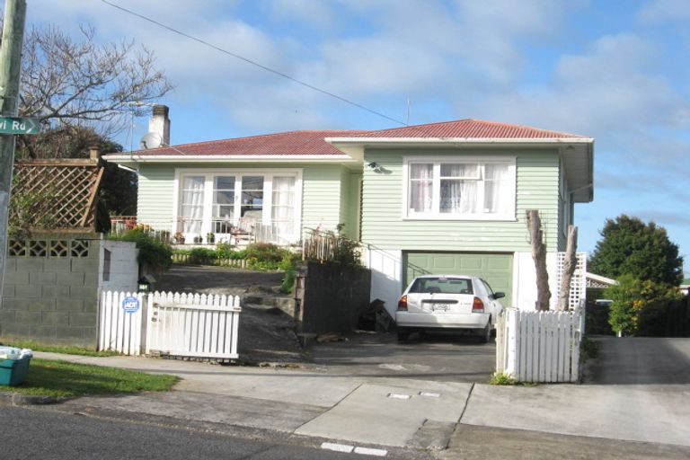 Photo of property in 2/15 Kohiwi Road, Manurewa, Auckland, 2102