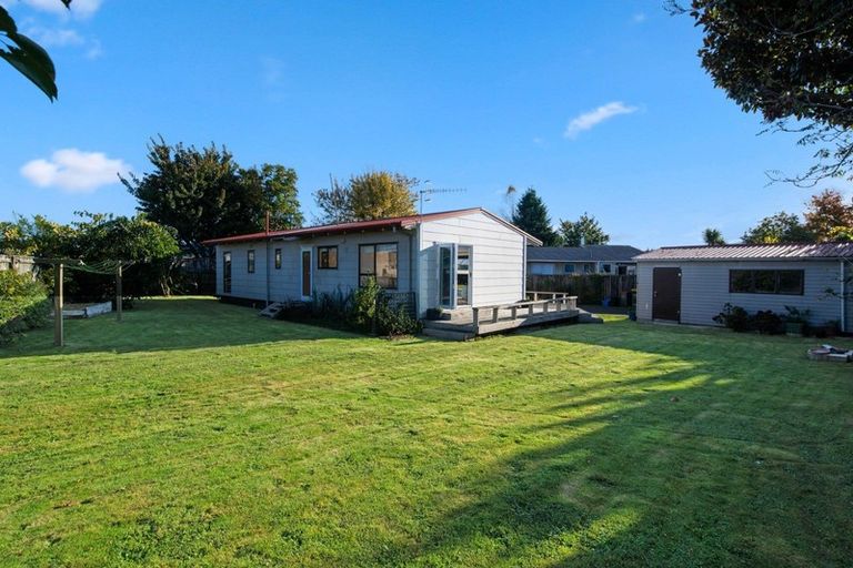 Photo of property in 39 Tennyson Drive, Owhata, Rotorua, 3010