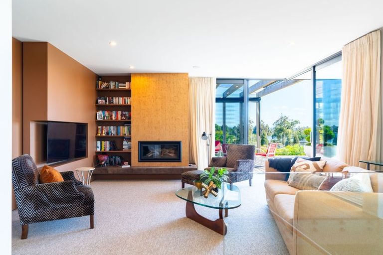 Photo of property in 142 Lake Crescent, Hamilton Lake, Hamilton, 3204