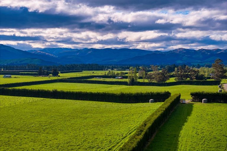 Photo of property in 105 Chapel Road, Loburn, 7472