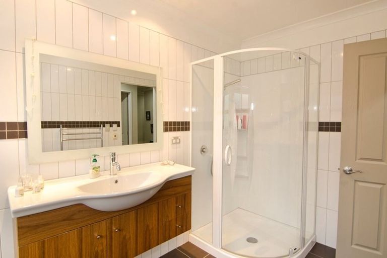 Photo of property in 15 Larch Crescent, Alexandra, 9320