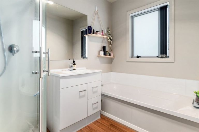 Photo of property in 3 Waikite Way, Welcome Bay, Tauranga, 3175