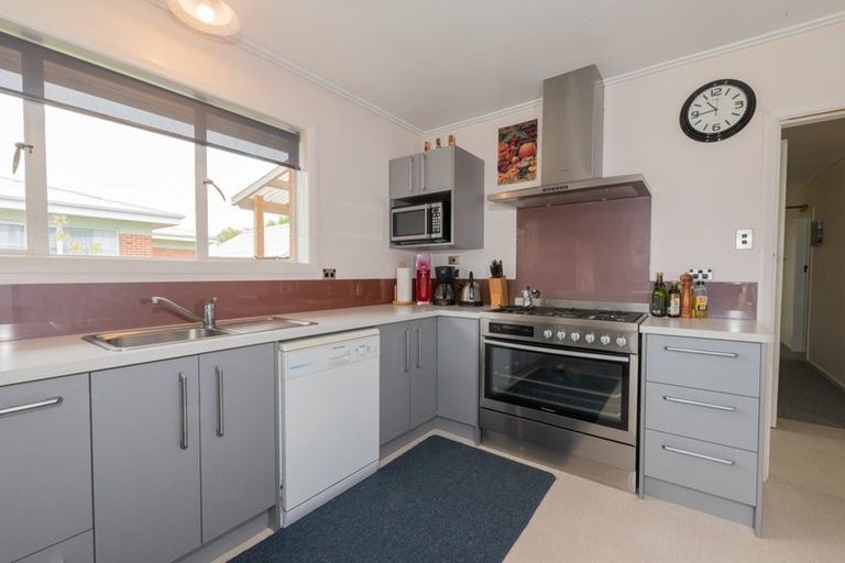 Photo of property in 22 Fraser Avenue, Ranfurly, 9332