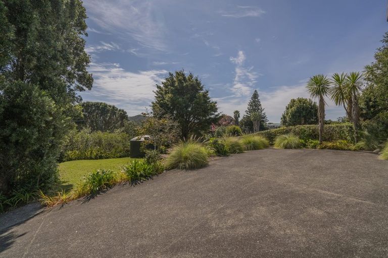 Photo of property in 35 Whiritoa Beach Road, Whiritoa, Whangamata, 3691