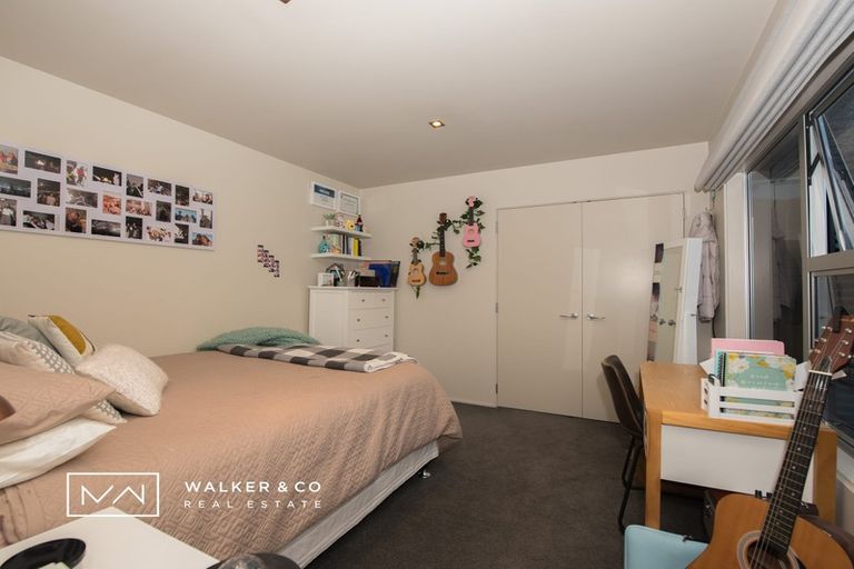 Photo of property in 17a Riverstone Drive, Riverstone Terraces, Upper Hutt, 5018