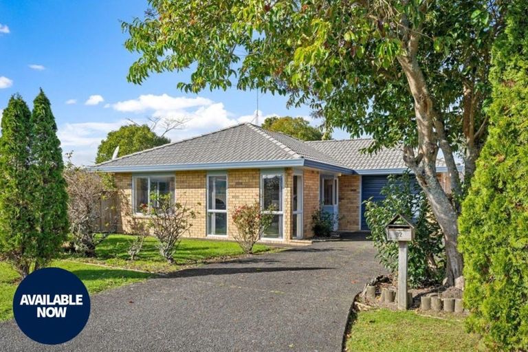 Photo of property in 32 Heversham Place, Glendene, Auckland, 0602