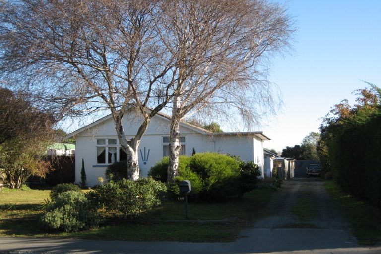 Photo of property in 140 Palmers Road, New Brighton, Christchurch, 8083