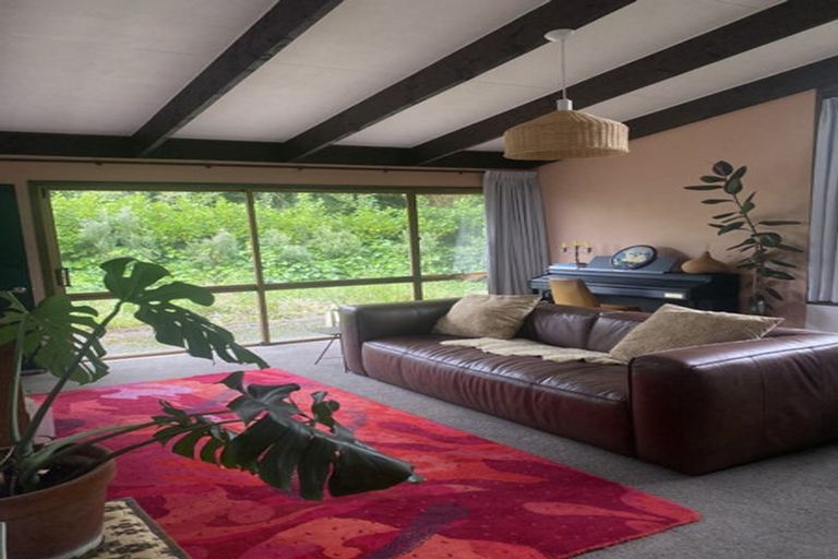 Photo of property in 2/39 Miltonia Avenue, Te Atatu South, Auckland, 0610