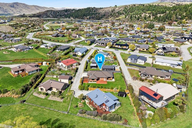 Photo of property in 26 Alice Burn Drive, Luggate, Cromwell, 9383