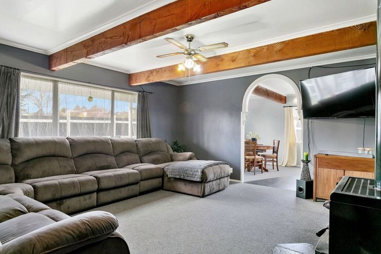 Photo of property in 2/27 Tobin Place, Richmond Heights, Taupo, 3330