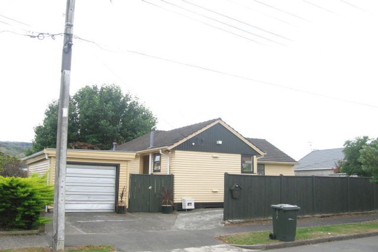 Photo of property in 1 Rongonui Street, Elderslea, Upper Hutt, 5018