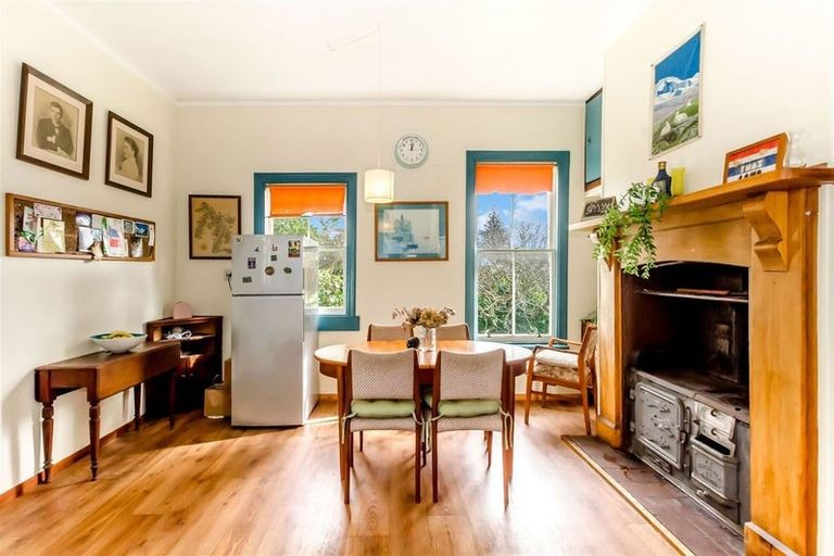 Photo of property in 17 Beach Road, Paekakariki, 5034