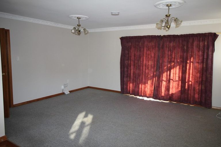 Photo of property in 3 Kent Crescent, Awapuni, Palmerston North, 4412