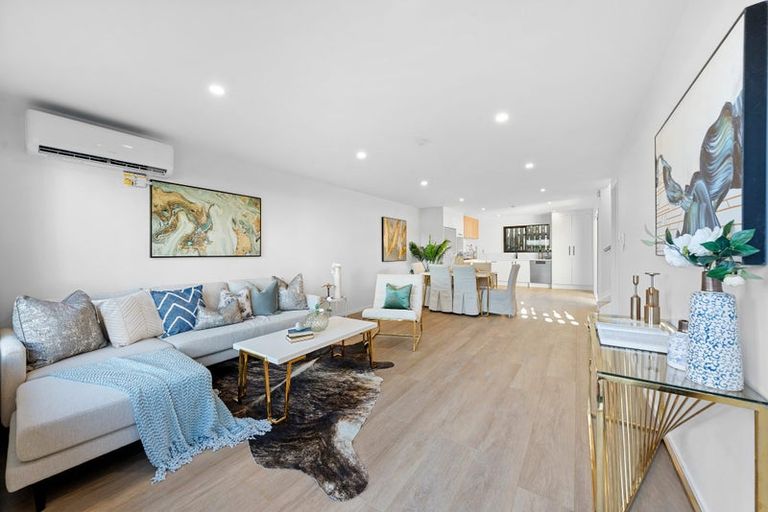 Photo of property in 8a Claridge Street, Glen Eden, Auckland, 0602