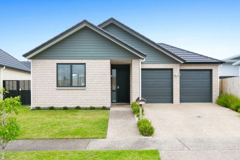 Photo of property in 82 Landing Drive, Pyes Pa, Tauranga, 3112