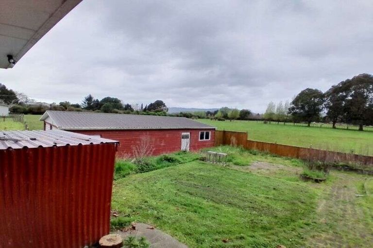 Photo of property in 361 Arapaepae Road, Levin, 5571