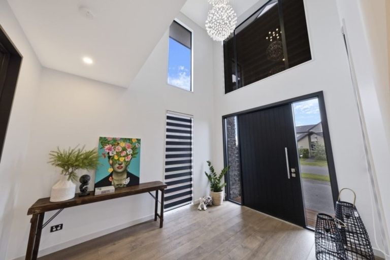 Photo of property in 2 Josephine Crescent, Aidanfield, Christchurch, 8025