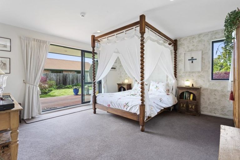 Photo of property in 38 Woodglen Drive, Woodend, 7610